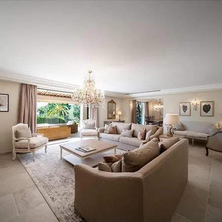Luxury - Stunning 5 Bedroom To Rent * Cannes