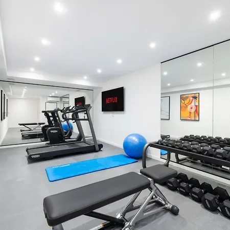 Luxury - Stunning 5 Bedroom To Rent Villa Cannes